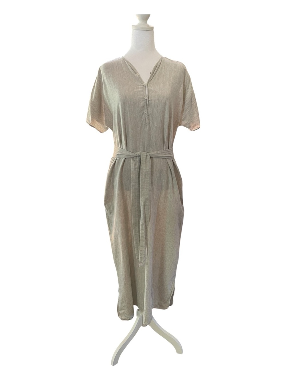 Storq Light Gray Maternity Caftan Dress
with Tie Waist Women’s size 2-3